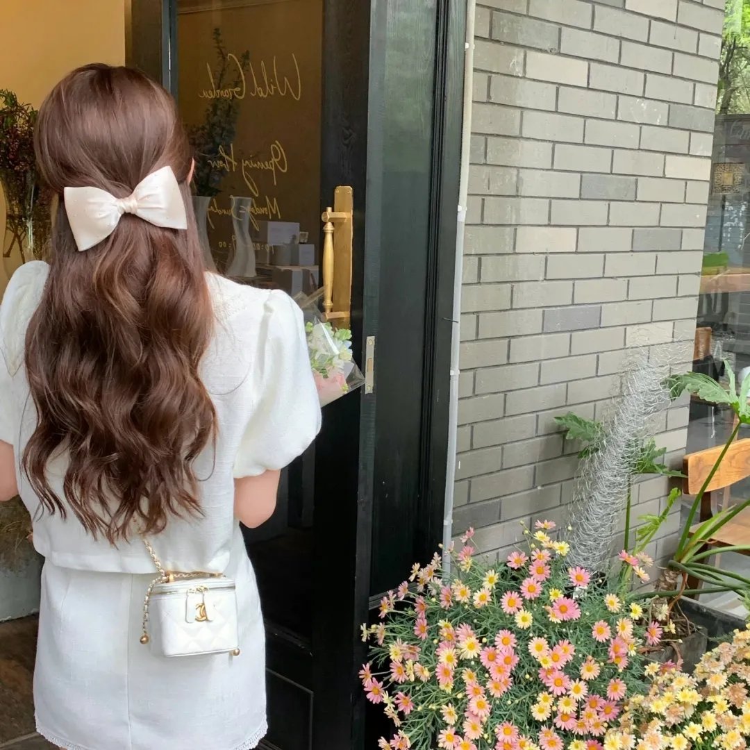 四十四只石狮子